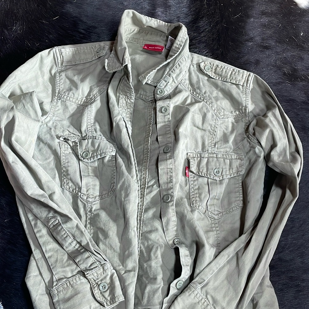 Levi’s Size Medium Olive Green Jacket